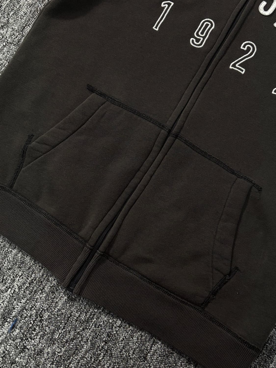 홀리스터 아치로고 후드 집업 상품이미지5