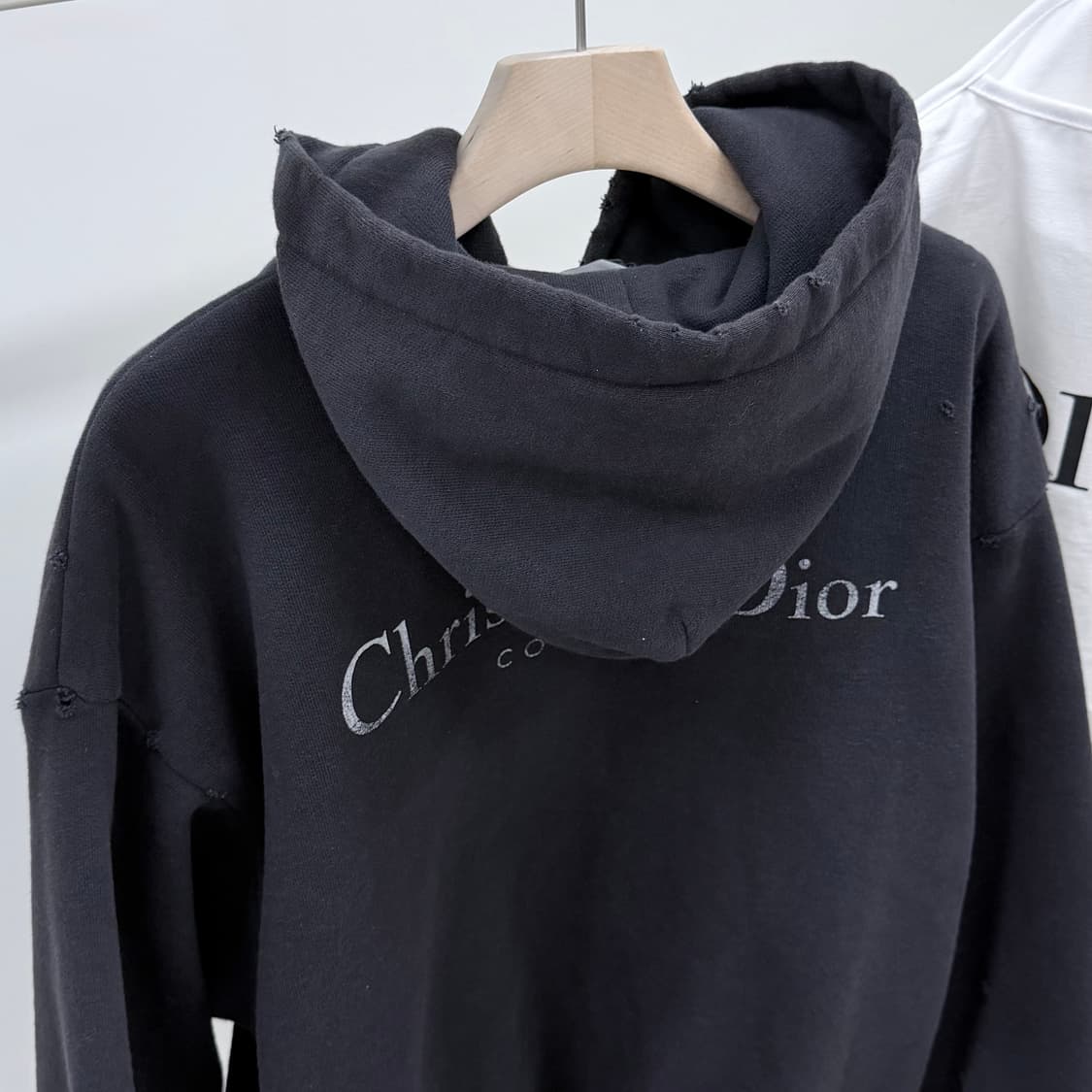 [S+급/오버핏S] 디올 꾸뛰르 백로고 후드티 블랙 상품이미지5