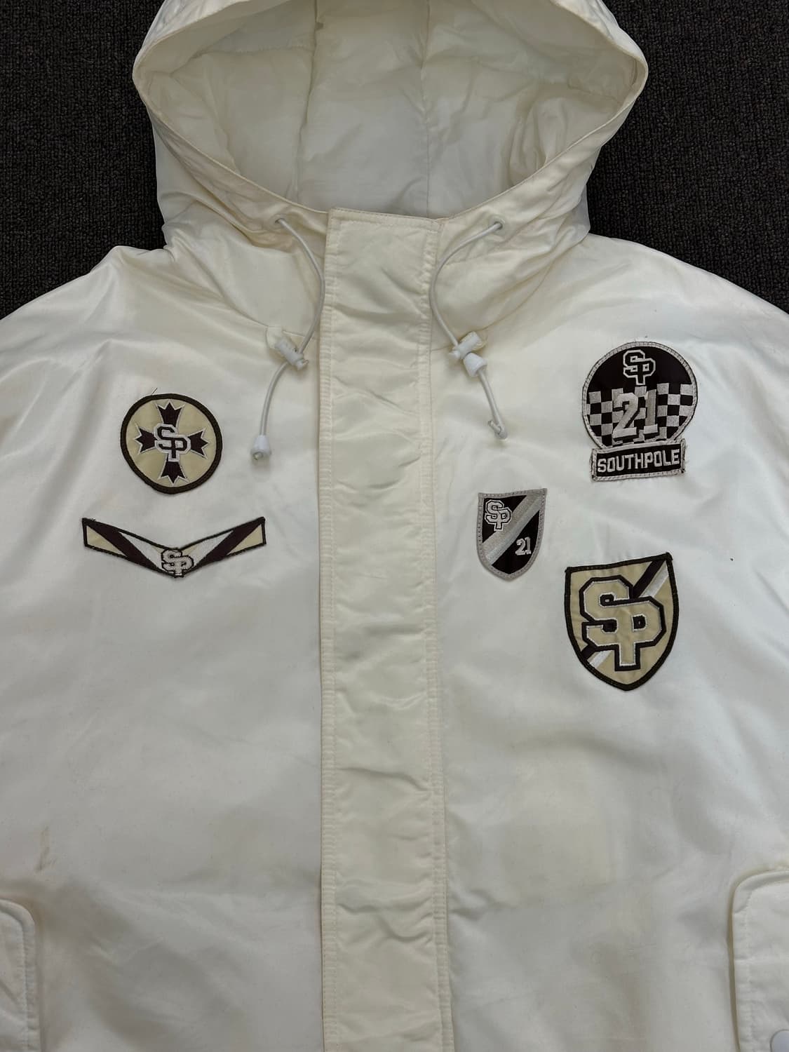 XL)사우스폴 화이트 멀티 패치 스키 점퍼 상품이미지2