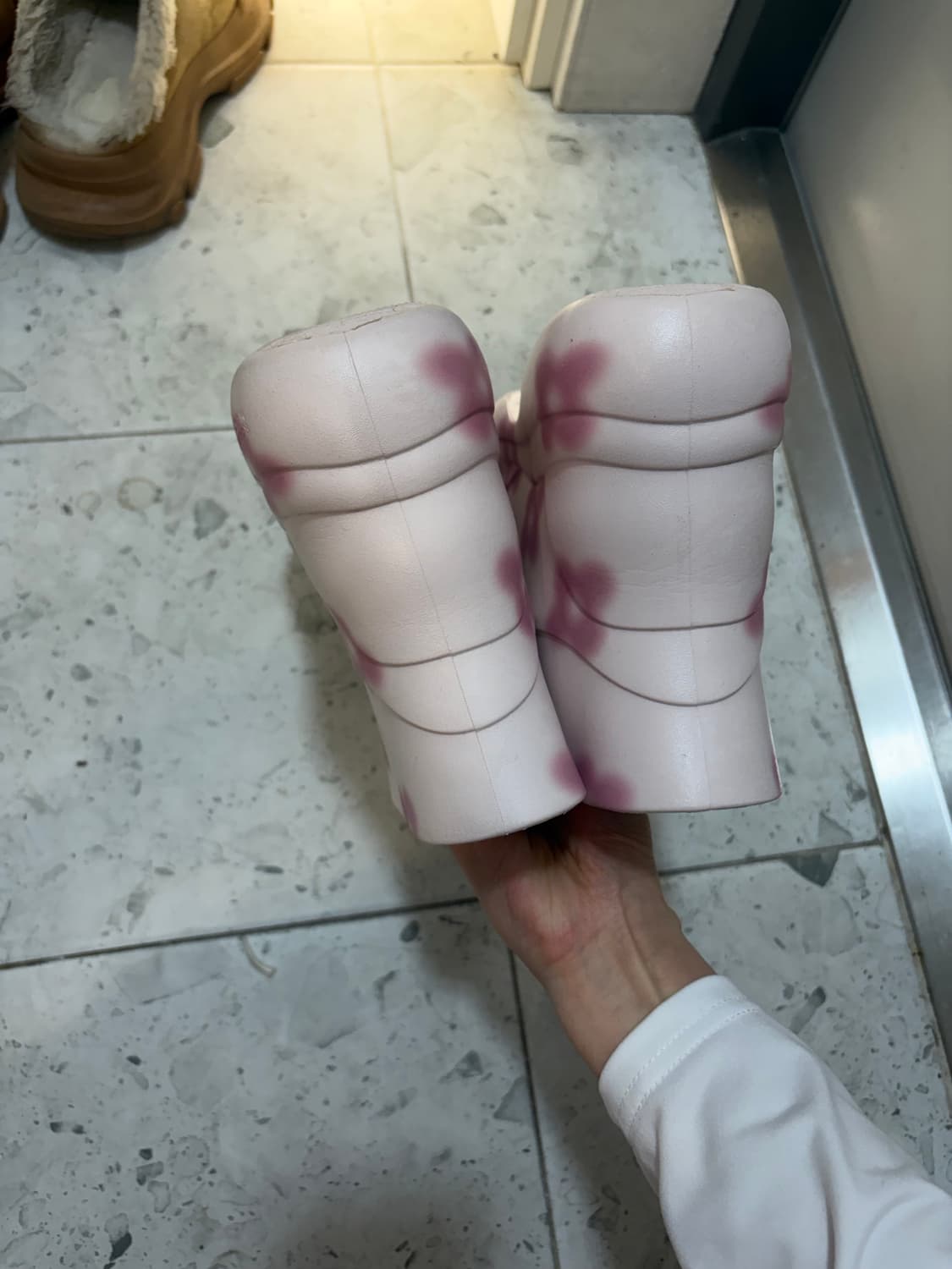 락피쉬X민주킴 콜라보 레인부츠 핑크 250 상품이미지6