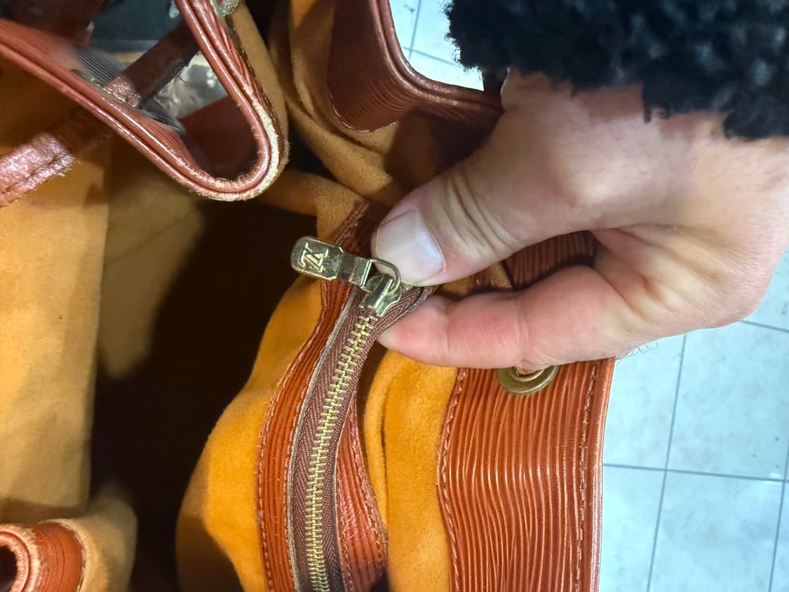 정품 루이비통 에삐 노에 팝니다 상품이미지10