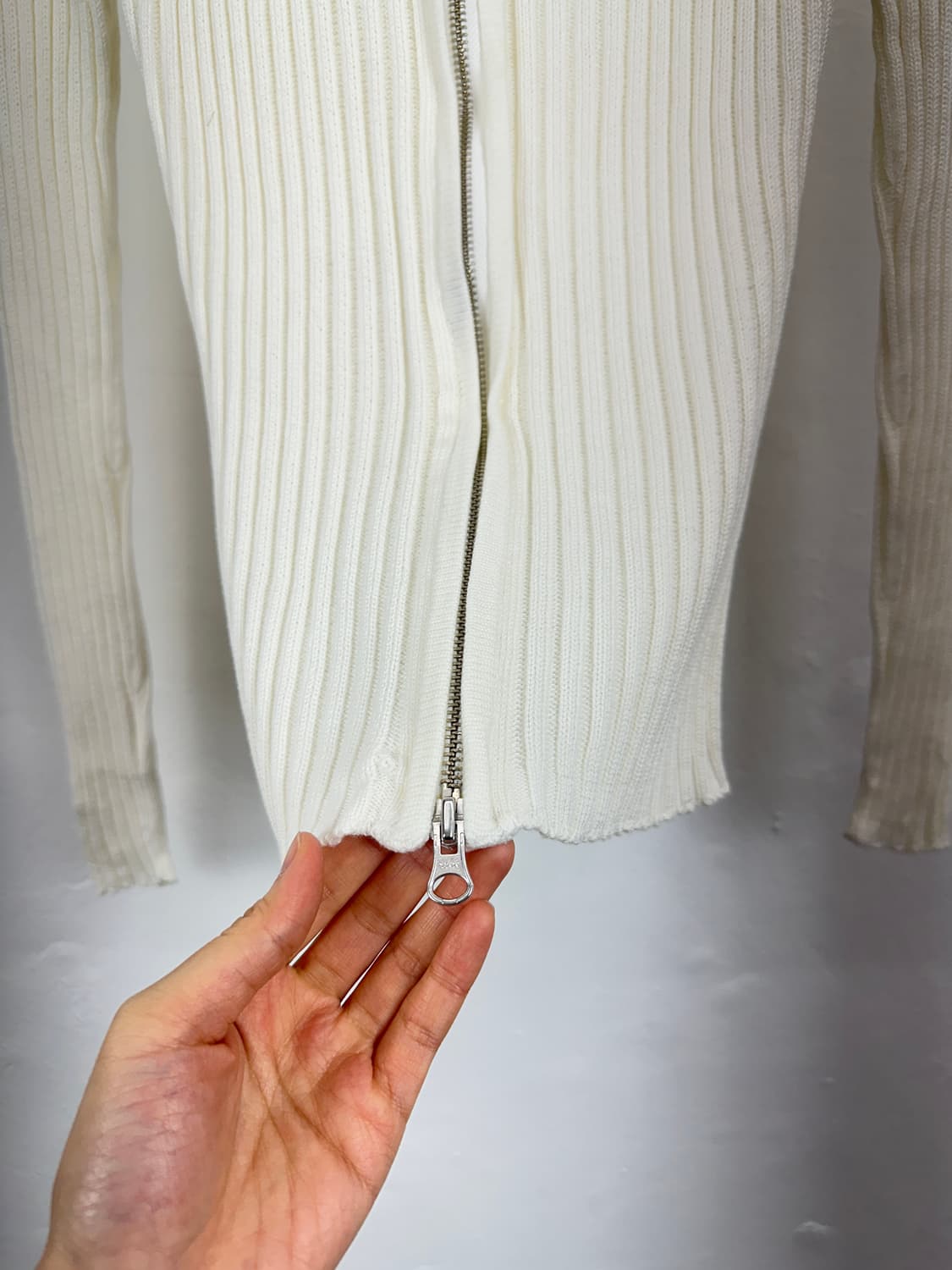 MK Klein High-Neck Ribbed 2way Knit Zip- 상품이미지5