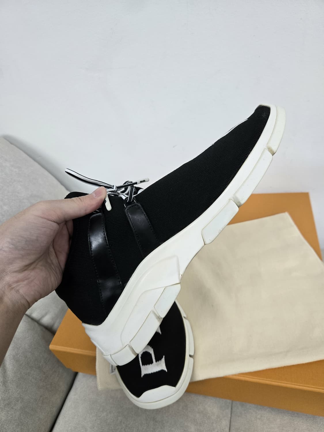 [보증서 정품]프라다 니트 스니커즈 상품이미지5