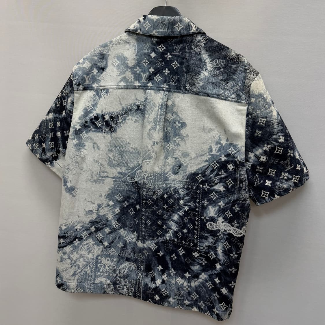 루이비통 모노그램 반다나 데님 셔츠 (105) 상품이미지5