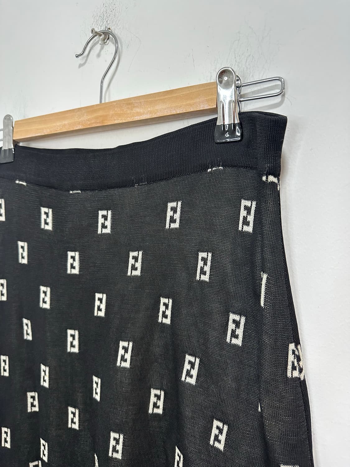 00s 펜디 주카 FF 모노그램 패턴 니트 미디 스커트 상품이미지6