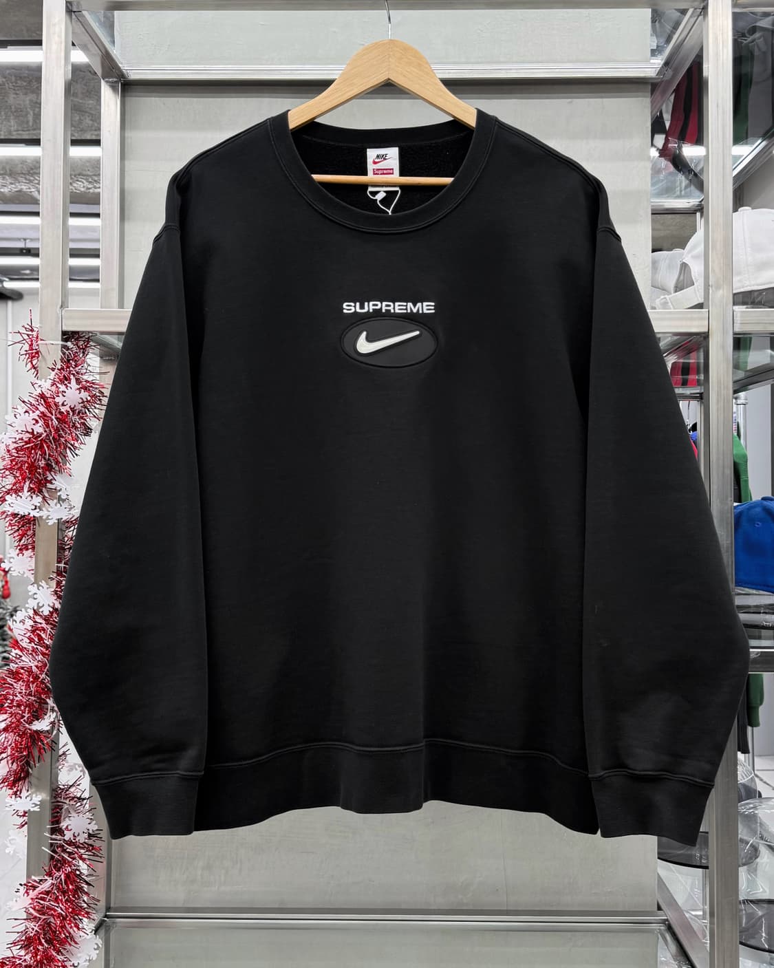 슈프림 x 나이키 쥬얼 크루넥 스웻 맨투맨 블랙 상품이미지1
