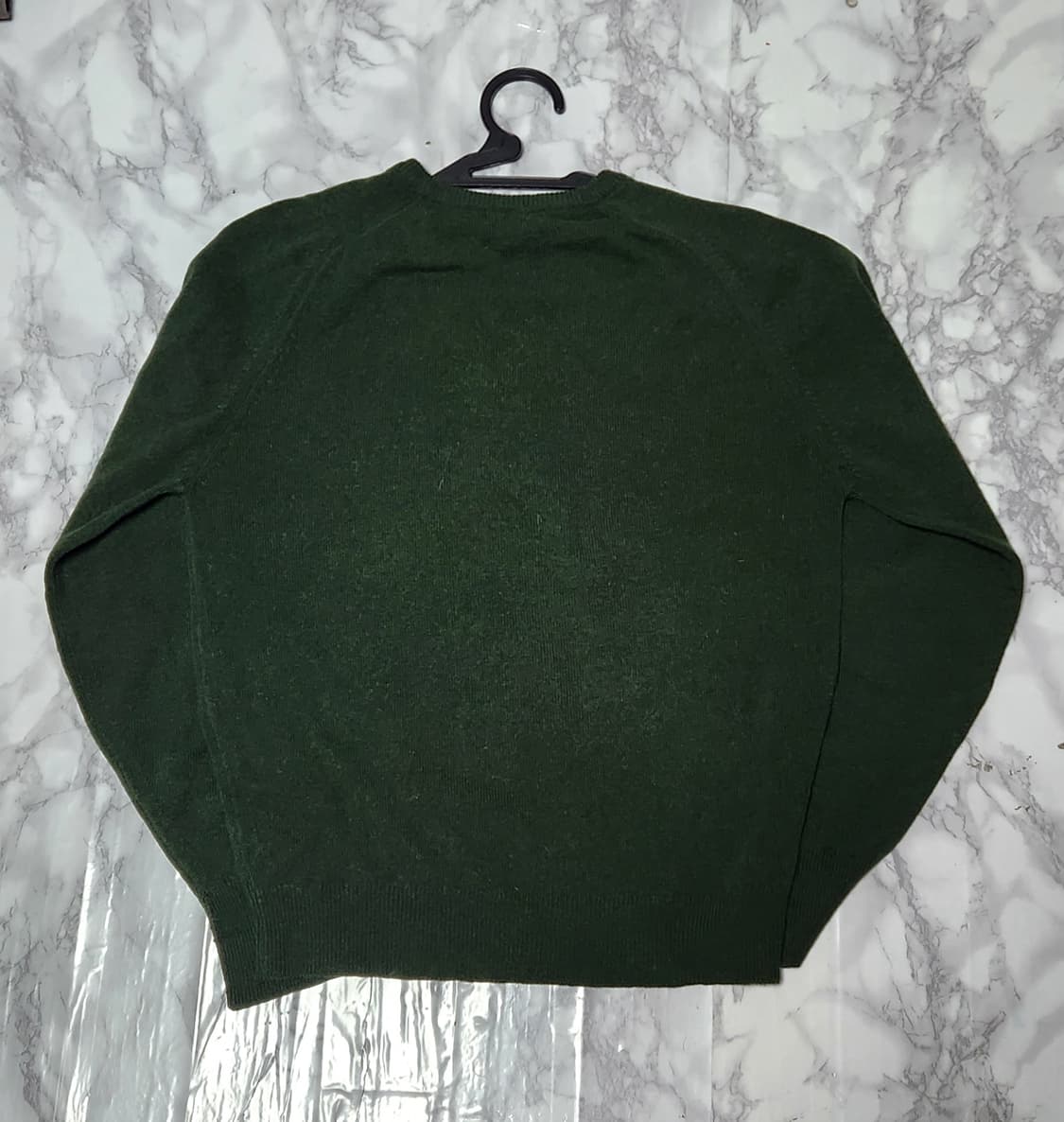 버버리 딥그린 램스울 브이넥 니트 상품이미지4