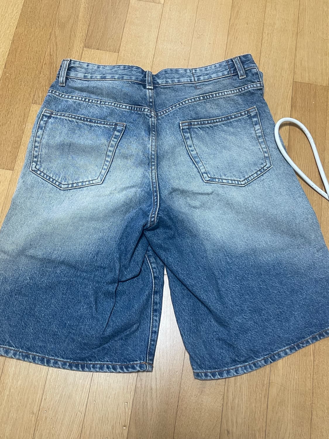 자라 버뮤다 배기 데님 상품이미지2