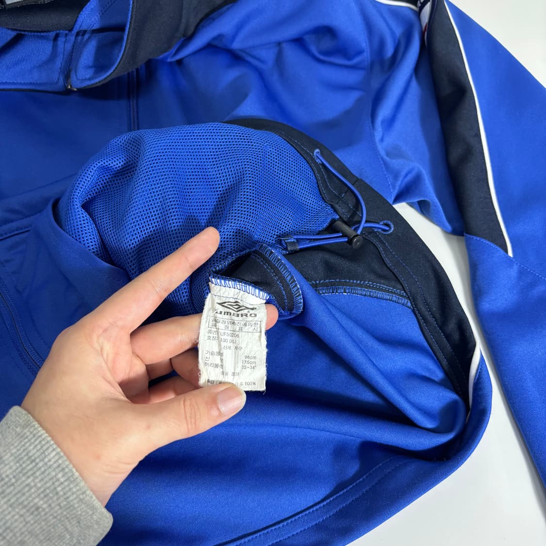 100 L 엄브로 블루 잉글랜드국대 축구트랙탑 집업져지 상품이미지5