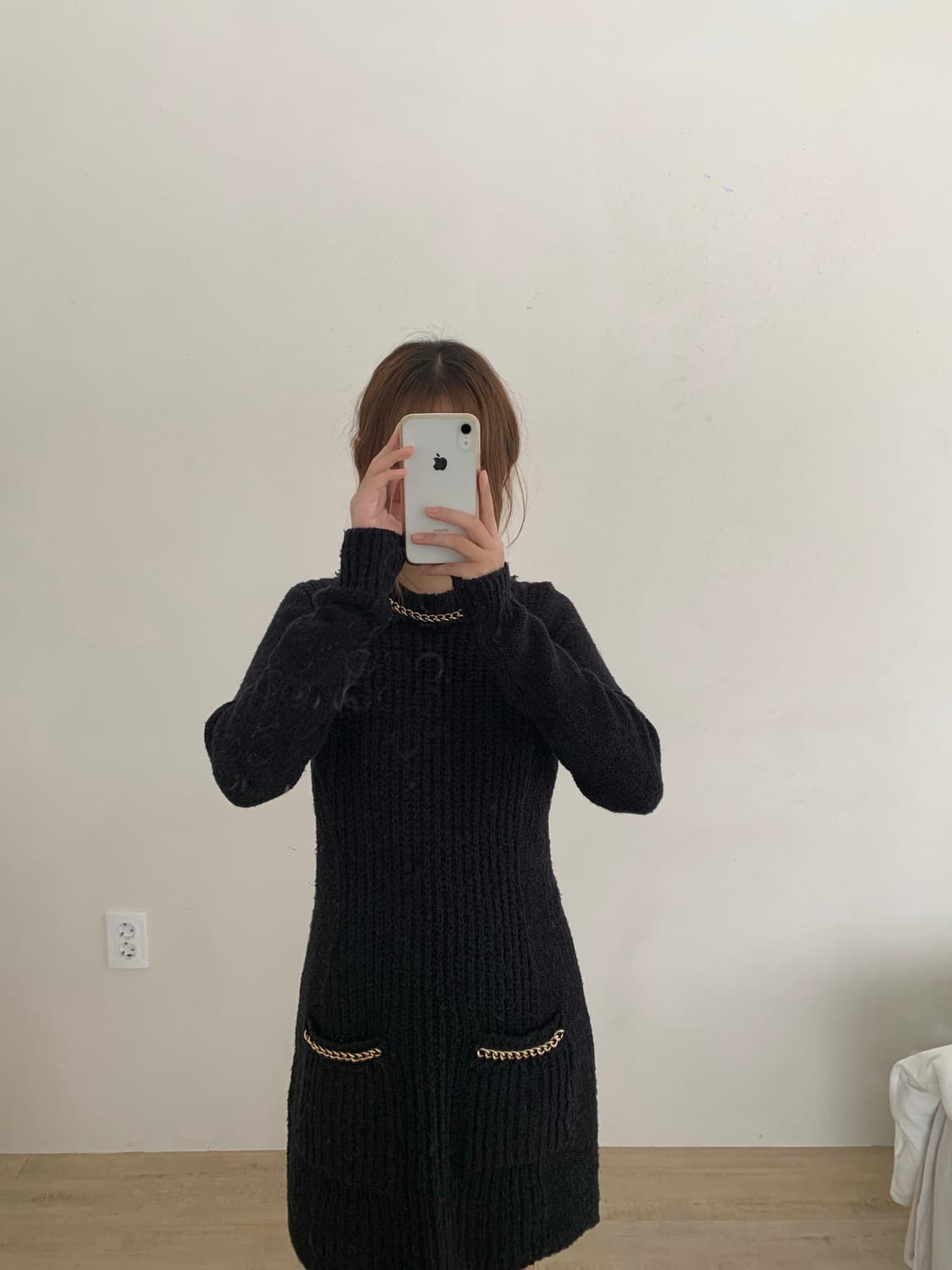 오네갸루 하객룩 블랙 니트 골드 체인 원피스 상품이미지4