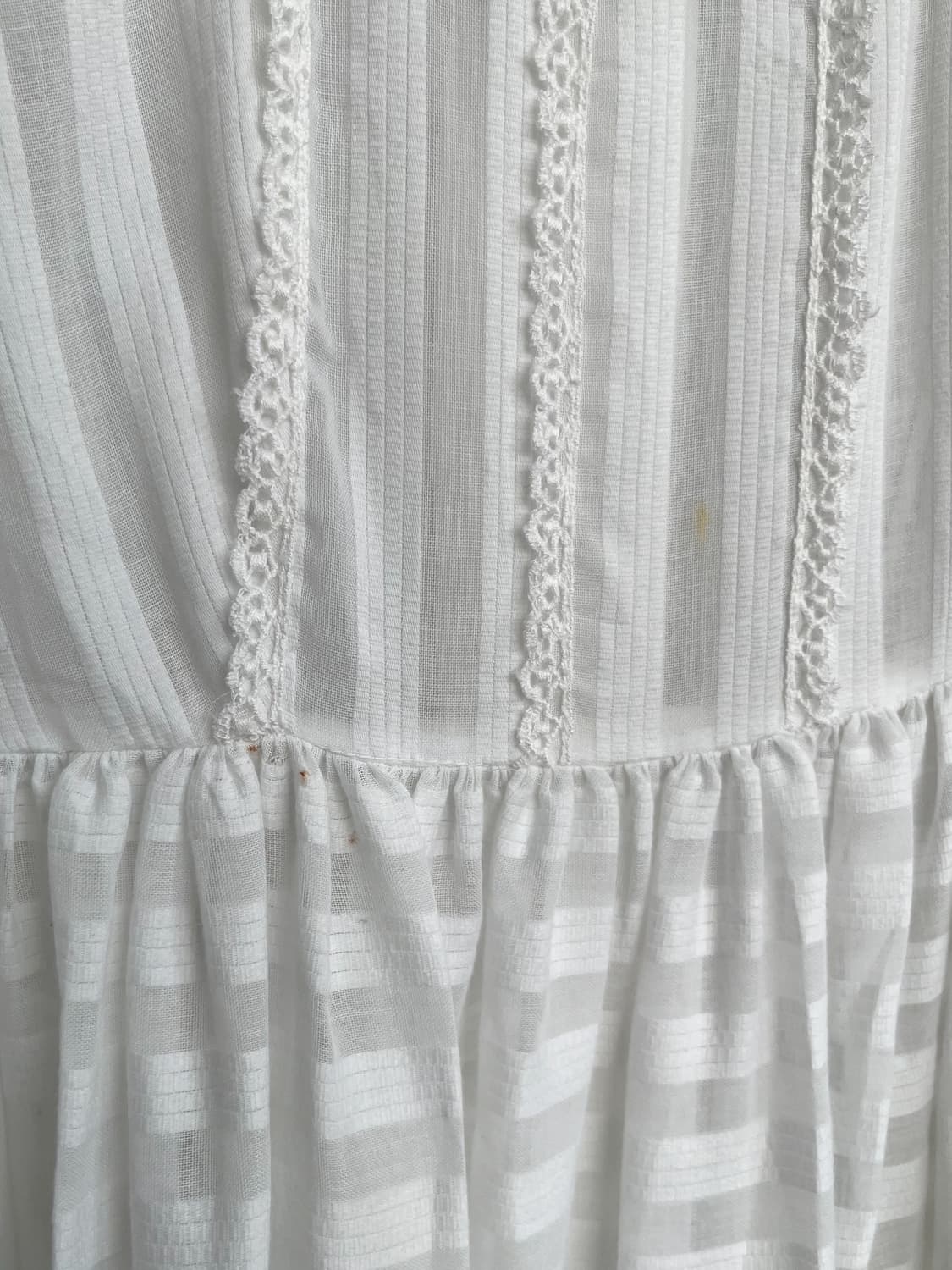 화이트 퍼프 시스루 스트라이프 롱 원피스 상품이미지6