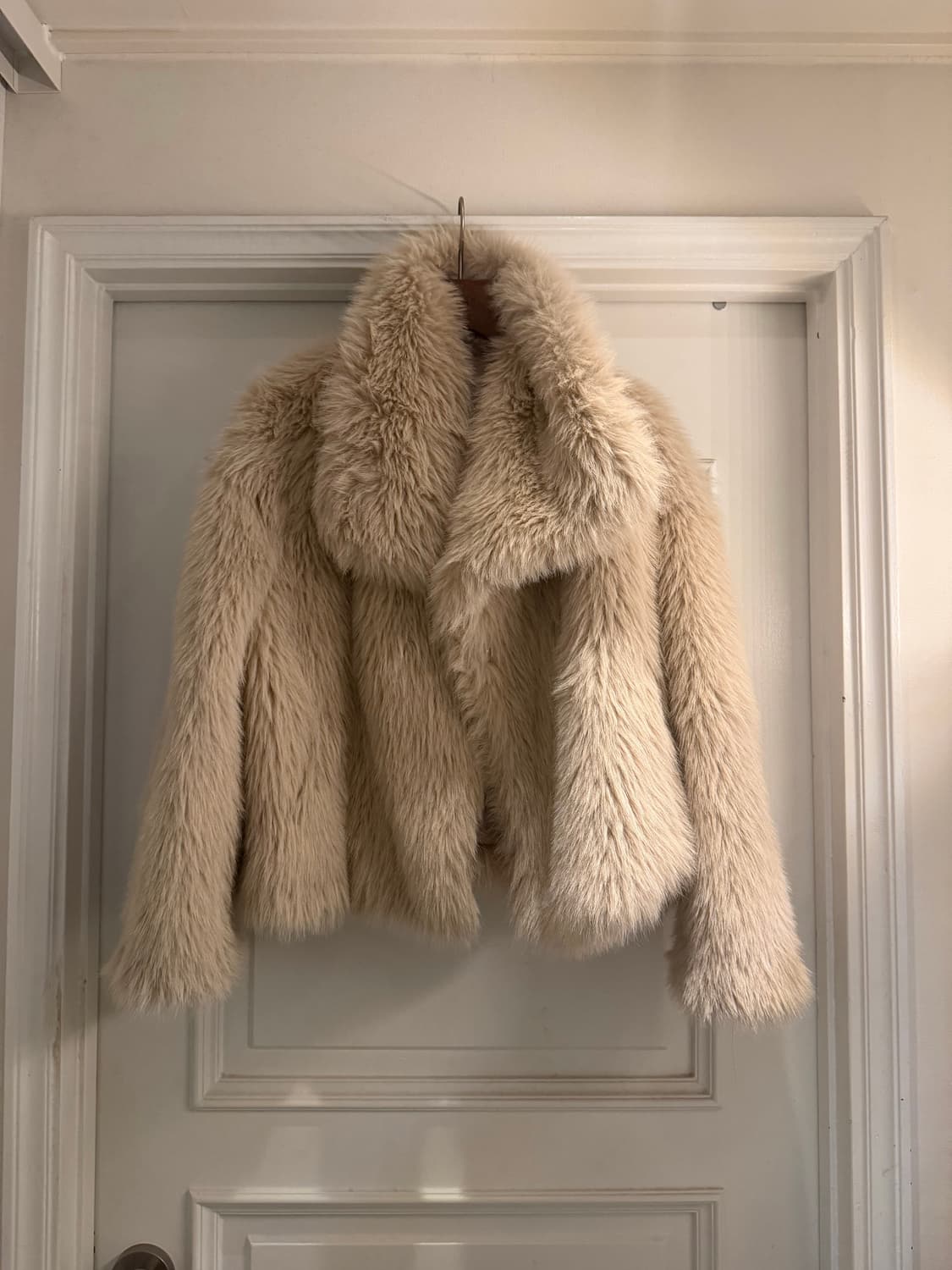 자라 페이크퍼 자켓 아이보리 상품이미지1