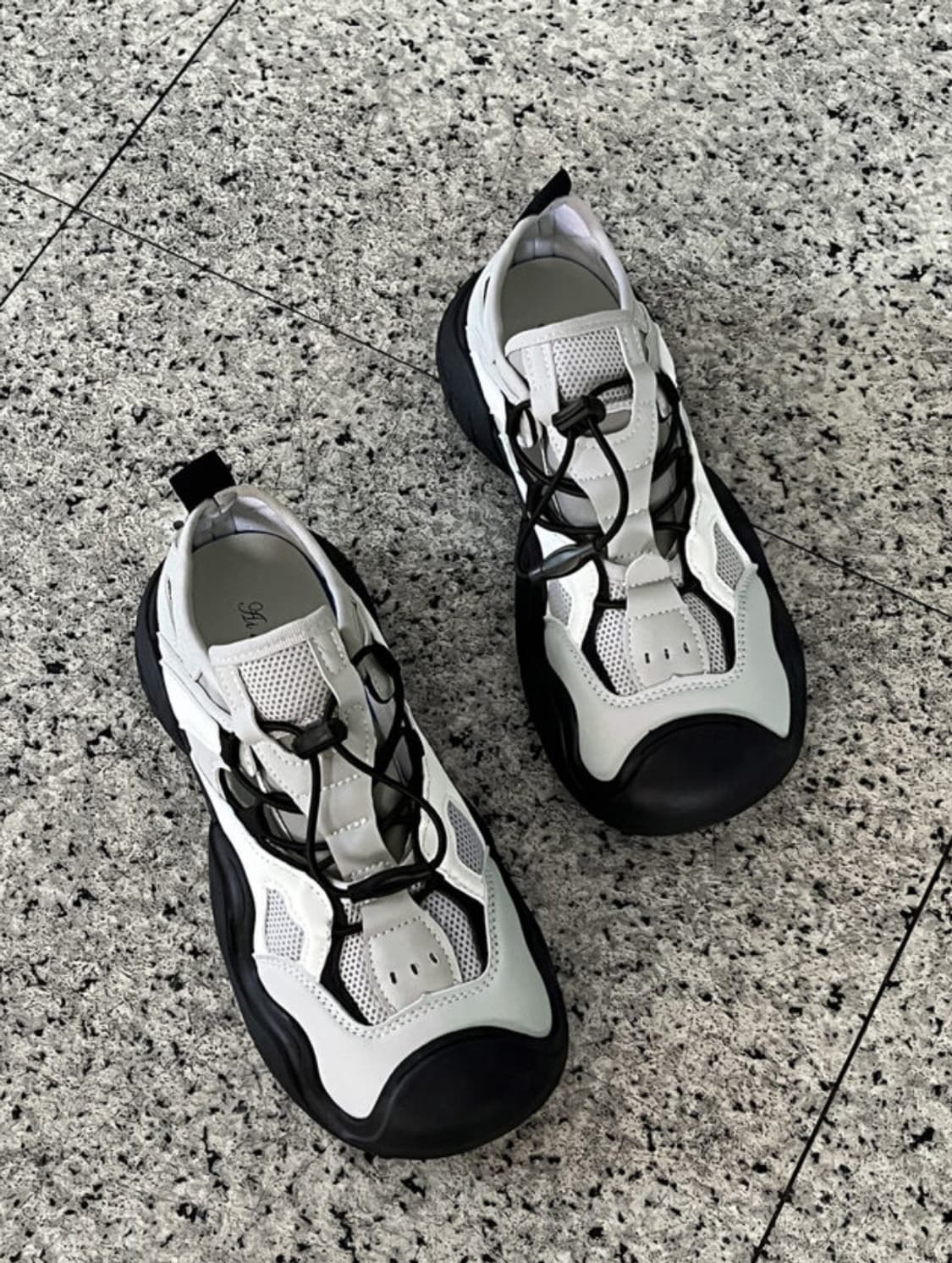 고프코어 스니커즈 230 상품이미지1