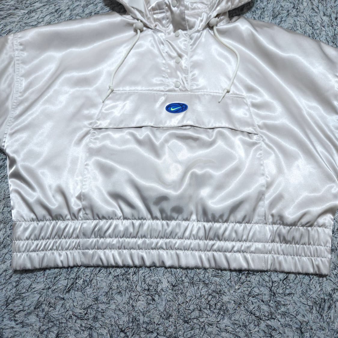 나이키) S 여자 크롭 오버핏 아노락 우븐자켓 / 왕눈이샵 상품이미지4