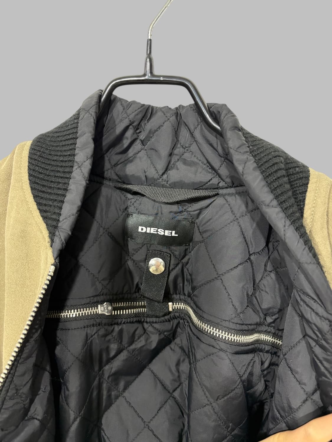 DIESEL crop ma-1 jacket brown  상품이미지8