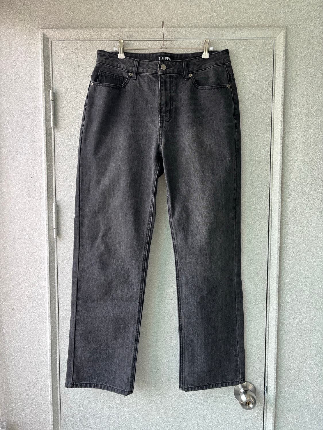 토피 toffee 청바지 흑청바지 데님 팬츠 블랙 데님 팬츠 상품이미지1