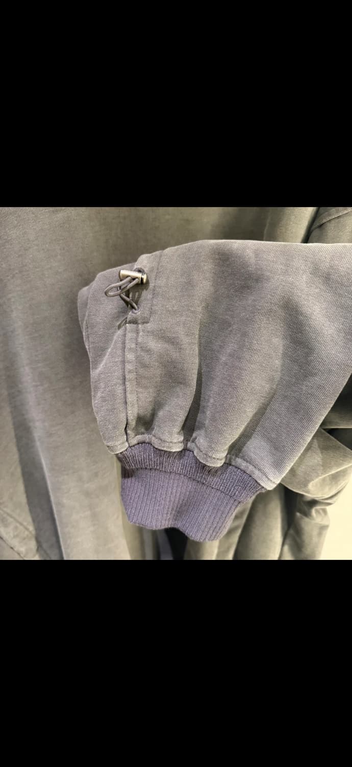 송지오 dc 베트맨 맨투맨50사이즈 판매합니다. 상품이미지2