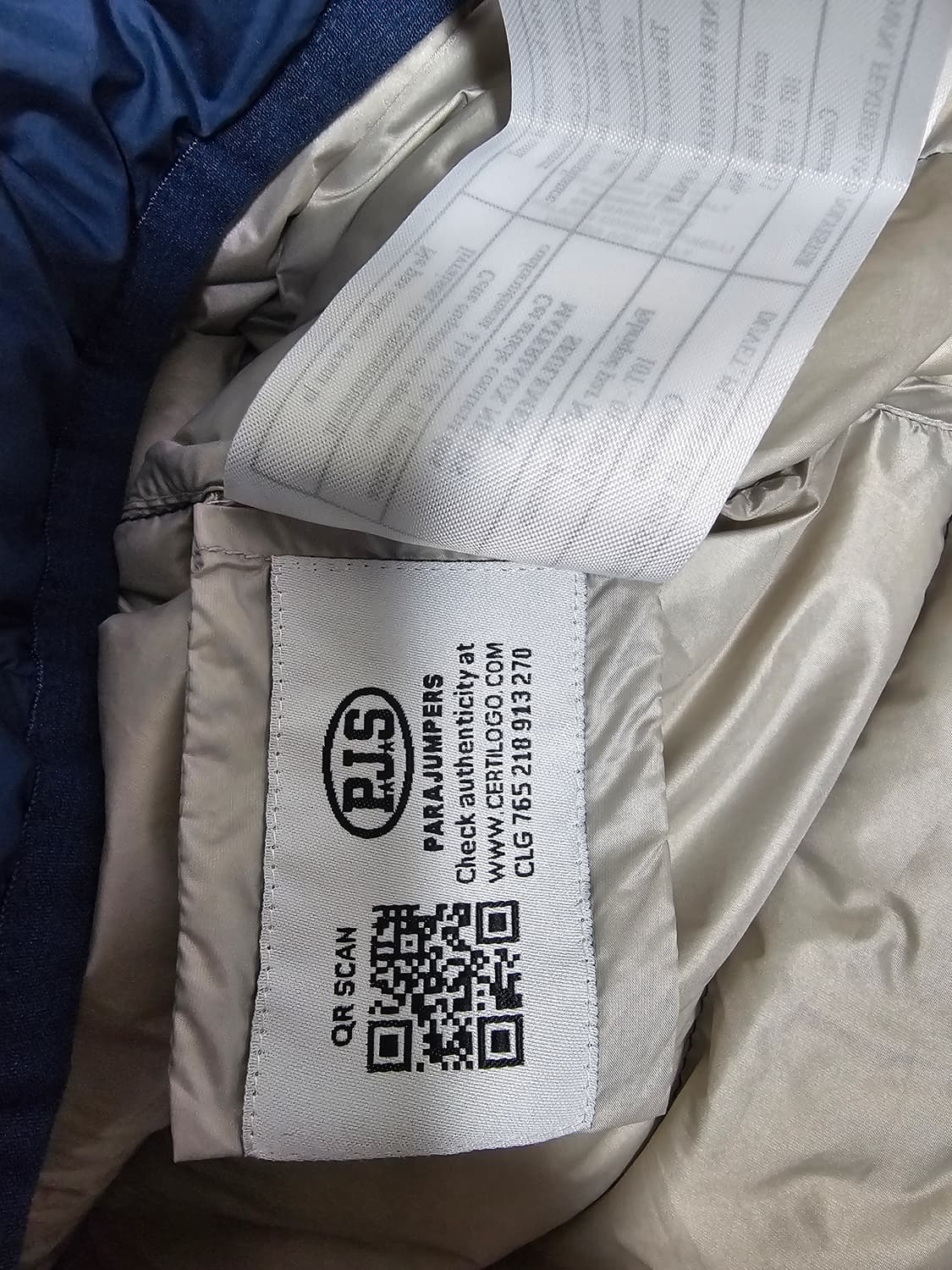 파라점퍼스 여성 경량패딩 M 정품큐알인증 상품이미지6