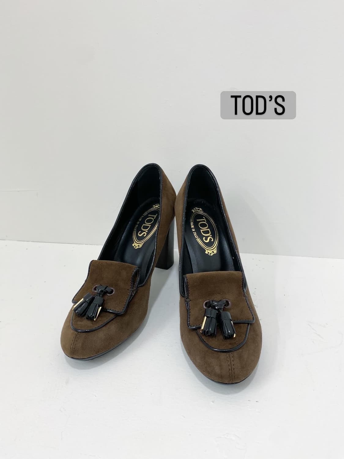 TOD’S 브라운 스웨이드 펌프스 상품이미지1