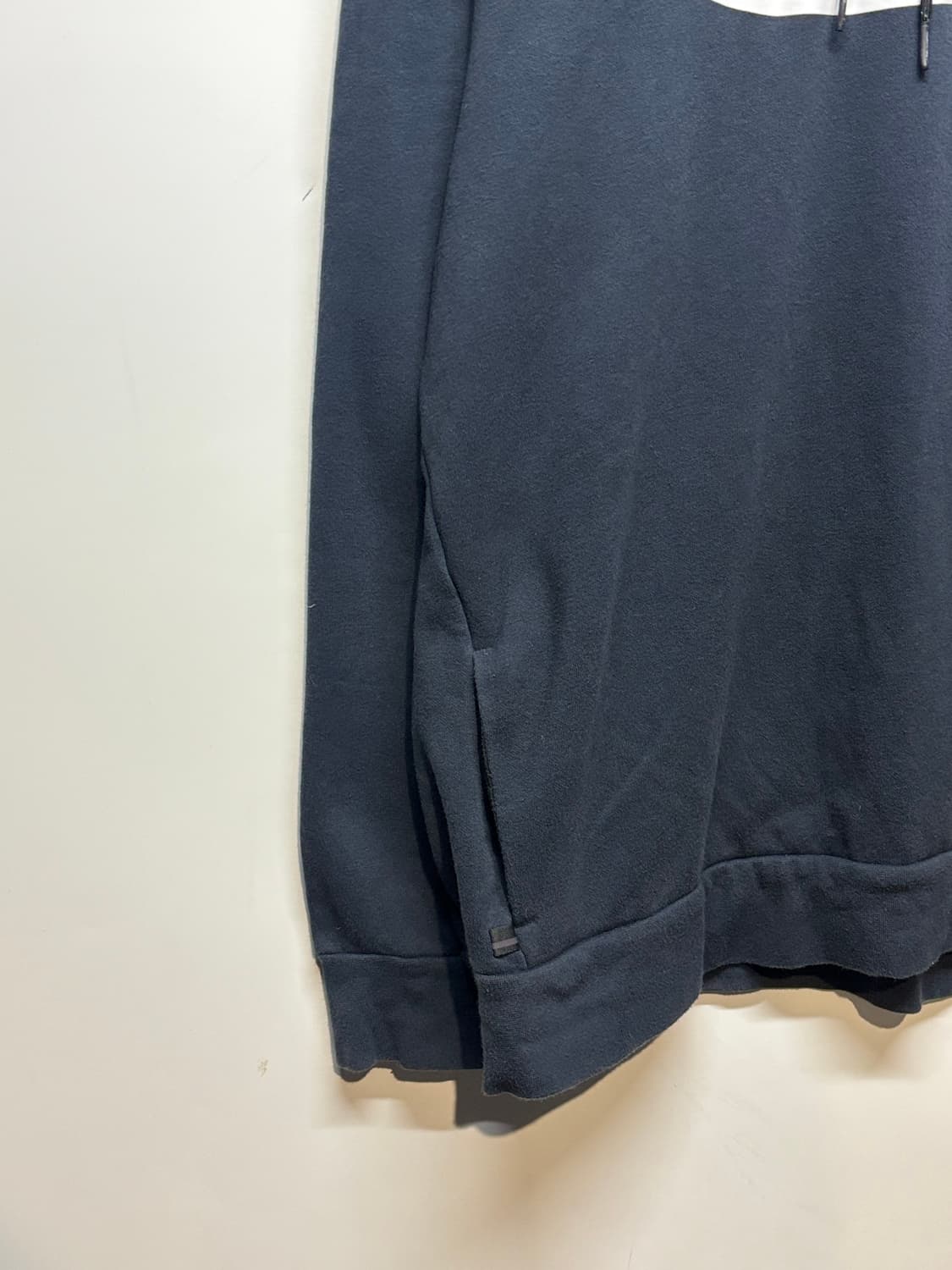 오클리 블랙 후드티 상품이미지3