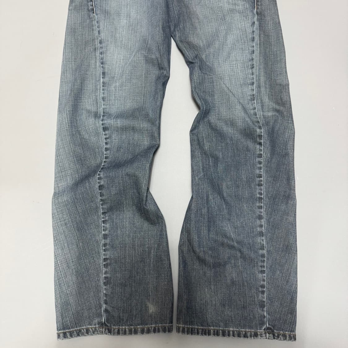 리바이스 엔지니어드 진(Levi's) 신치백 워시드 데님 팬츠 상품이미지9