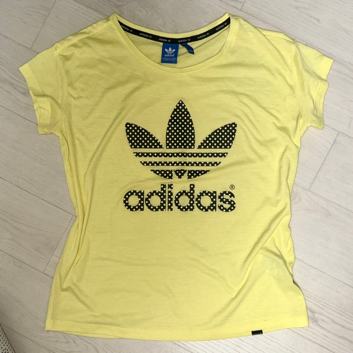 아디다스 adidas 레몬 도트 반팔 T 상품이미지1