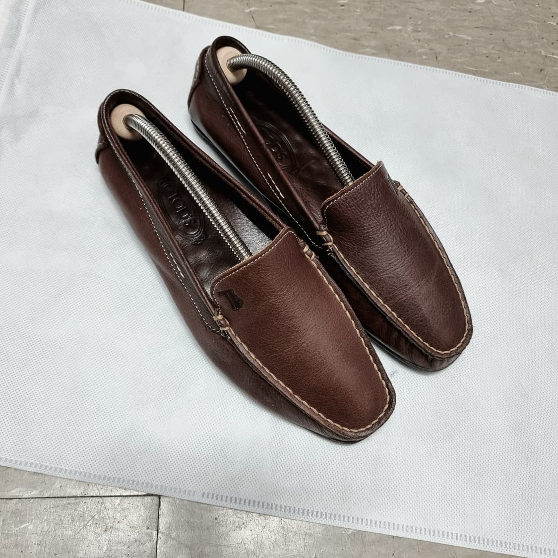 토즈 브라운 레더 가죽 로퍼 슈즈 구두 (250/38) 상태양호 상품이미지1