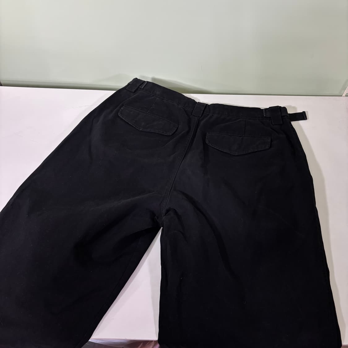 L HOOVES 후브스 블랙 세미와이드 핀턱 코튼팬츠 상품이미지3