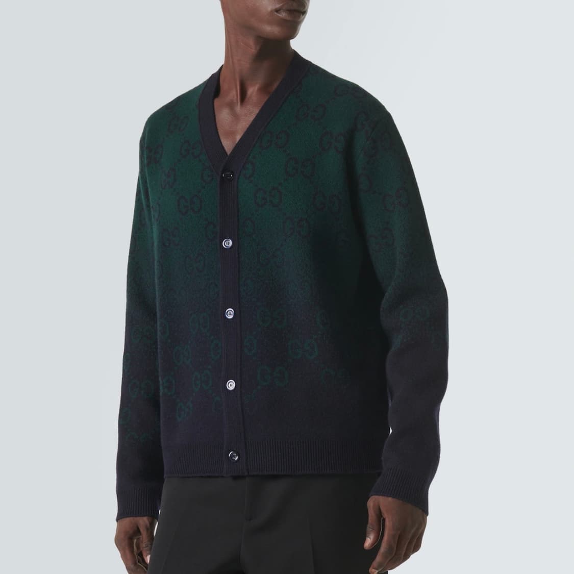 [S+급/오버핏M] 구찌 GG 로고 그라데이션 울 자카드 가디건 상품이미지8