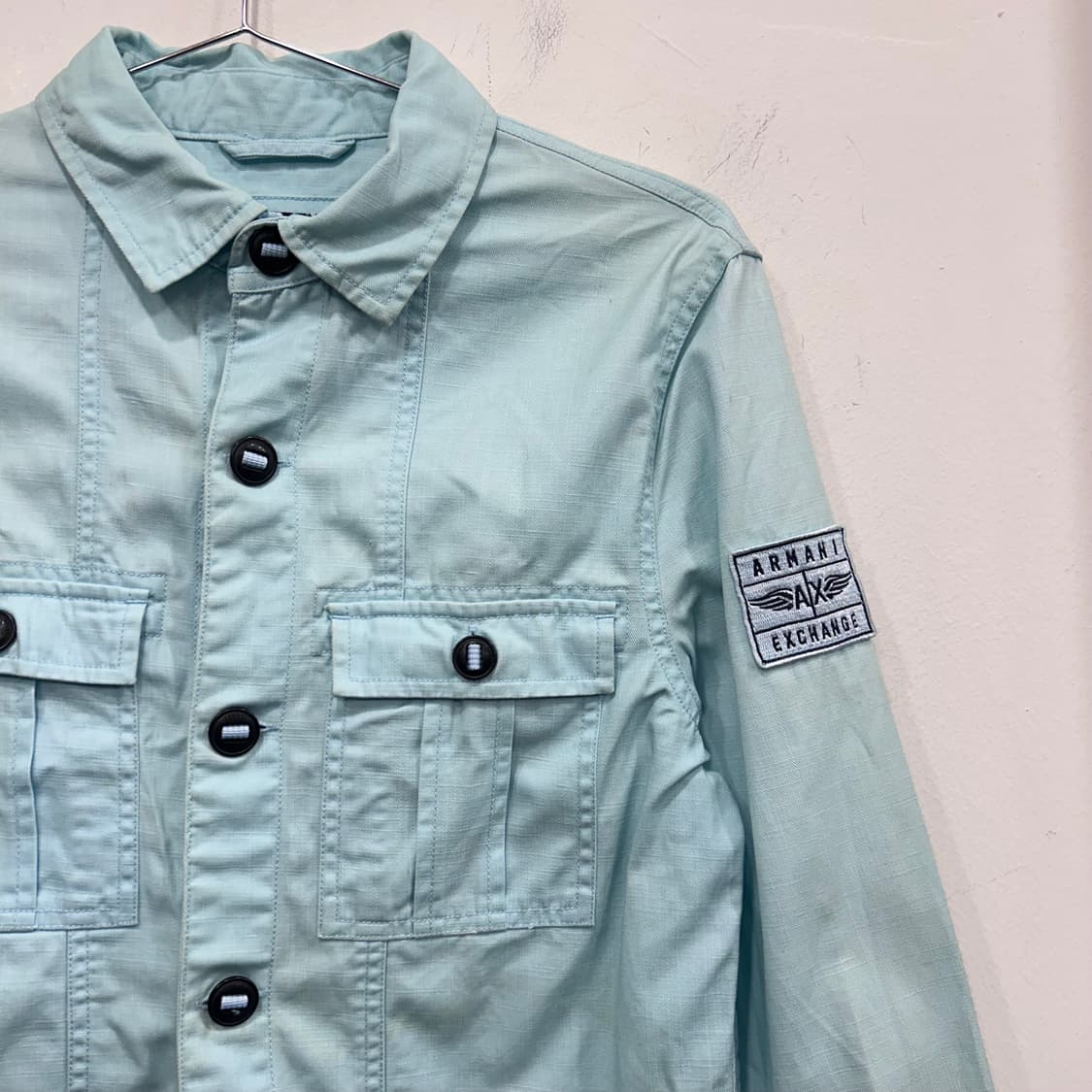 아르마니 익스체인지 와펜 린넨 셔켓 상품이미지1