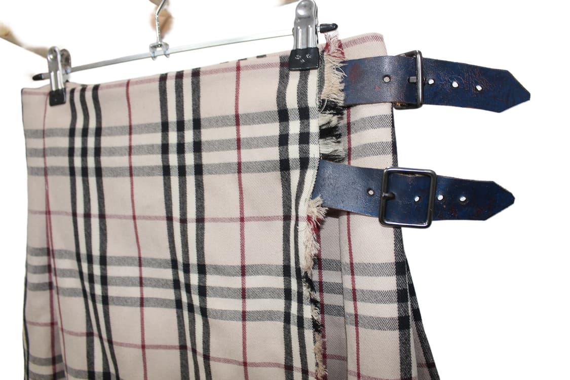 2000s BURBERRY LONDON 레더 스트랩 노바체크 랩 스커트 상품이미지2