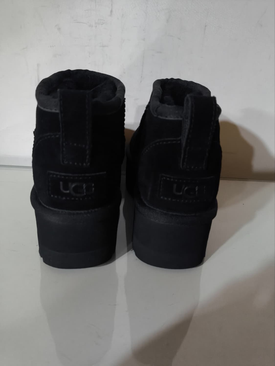 210mm 어그 클래식 울트라미니 플랫폼 부츠 상품이미지8