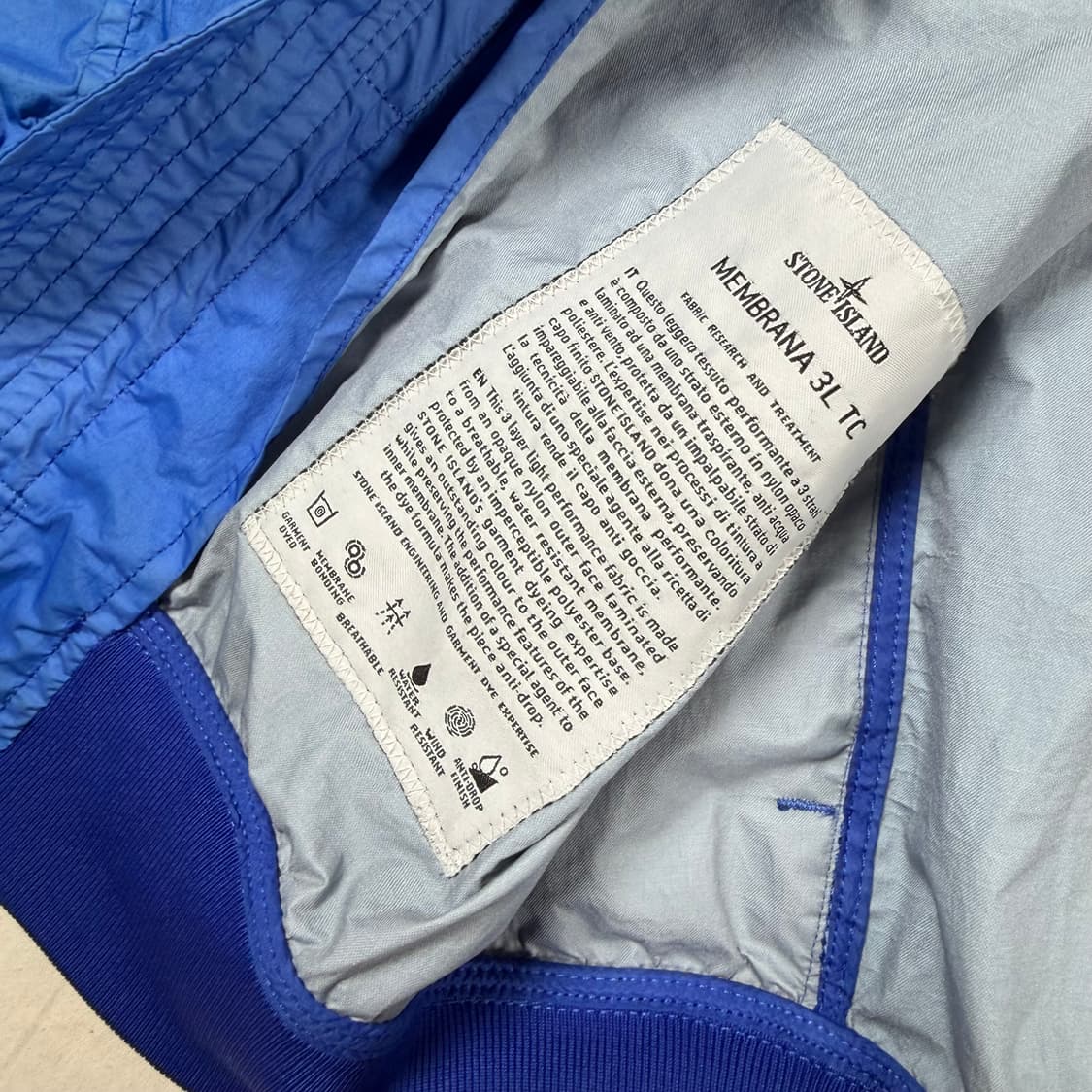 스톤 아일랜드 맴브라나 바람막이 집업 자켓 상품이미지6