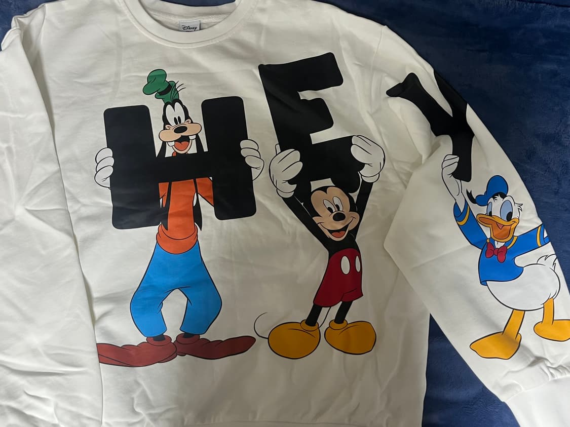 디즈니 맨투맨 상품이미지2