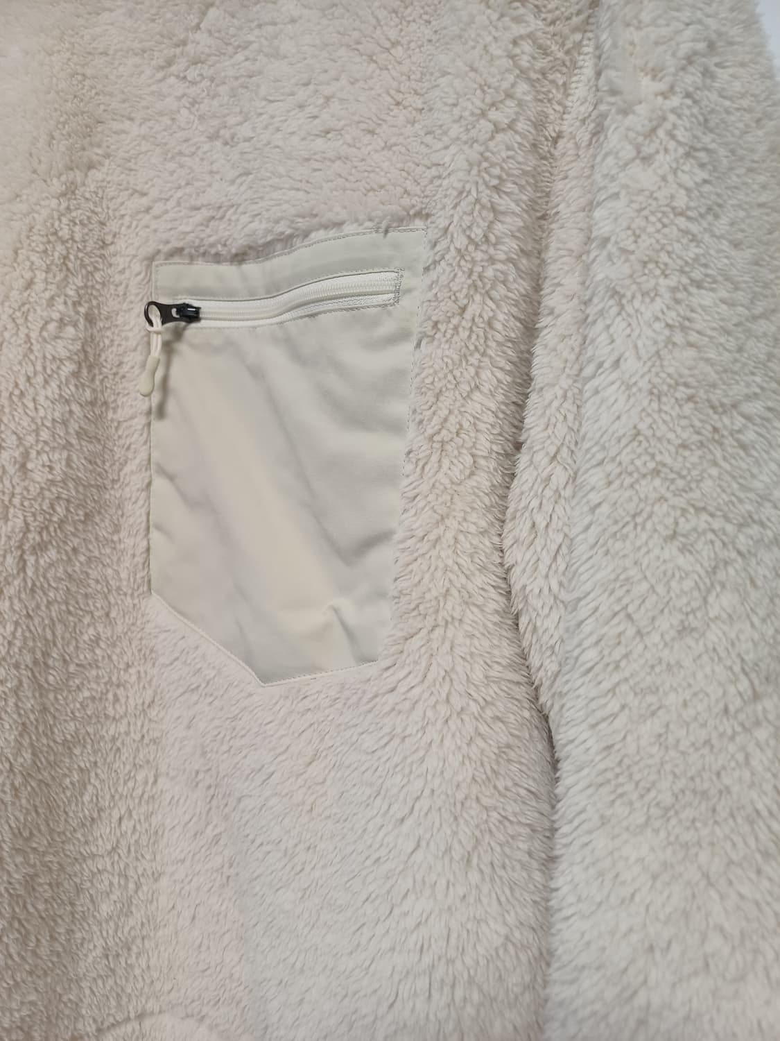 유니클로× 엔지니어드 가먼츠 콜라보 후리스 맨투맨 상품이미지5