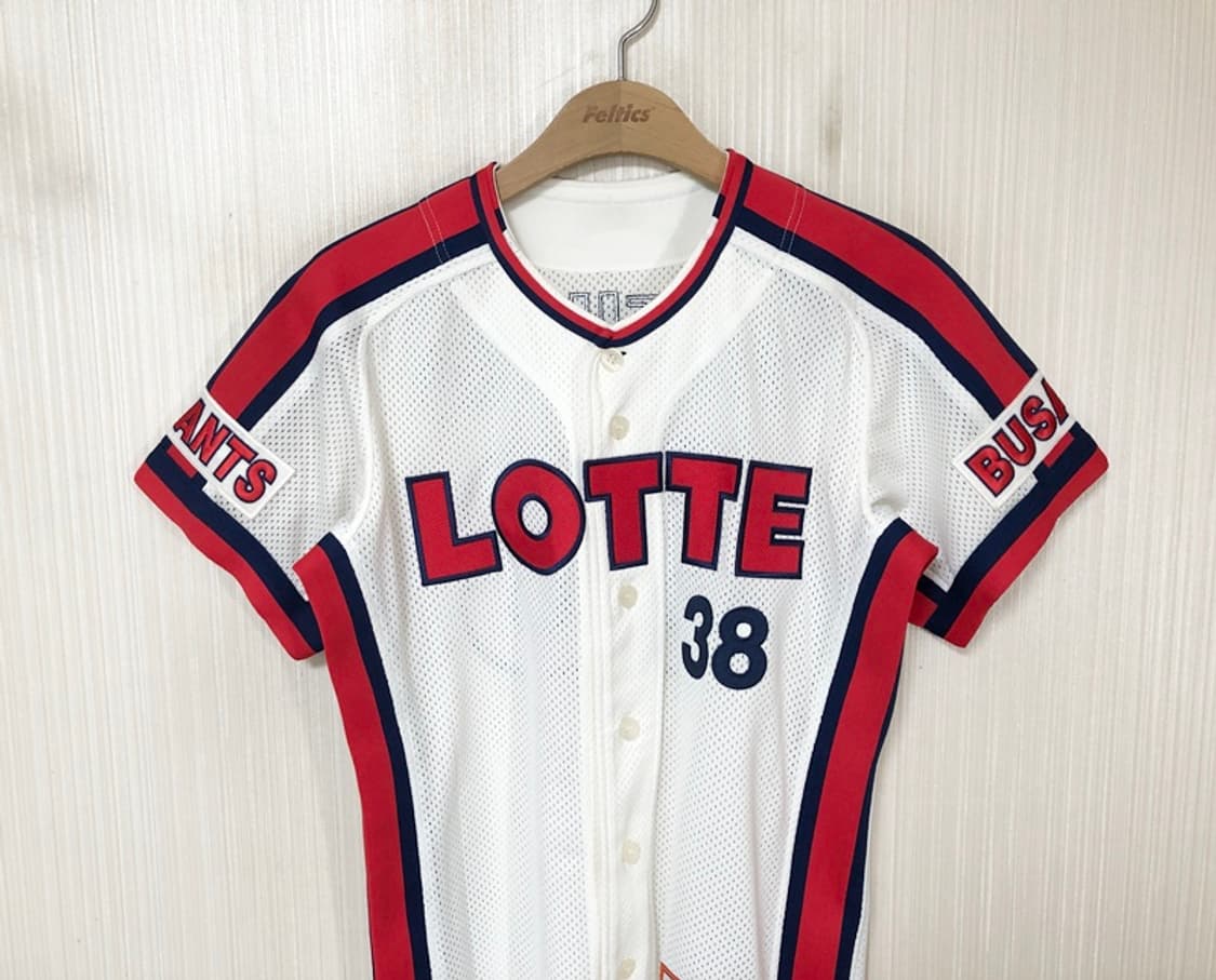 KBO 카멜레온어센틱 롯데자이언츠 챔피언 홈유니폼 85 #38 정대현 상품이미지2