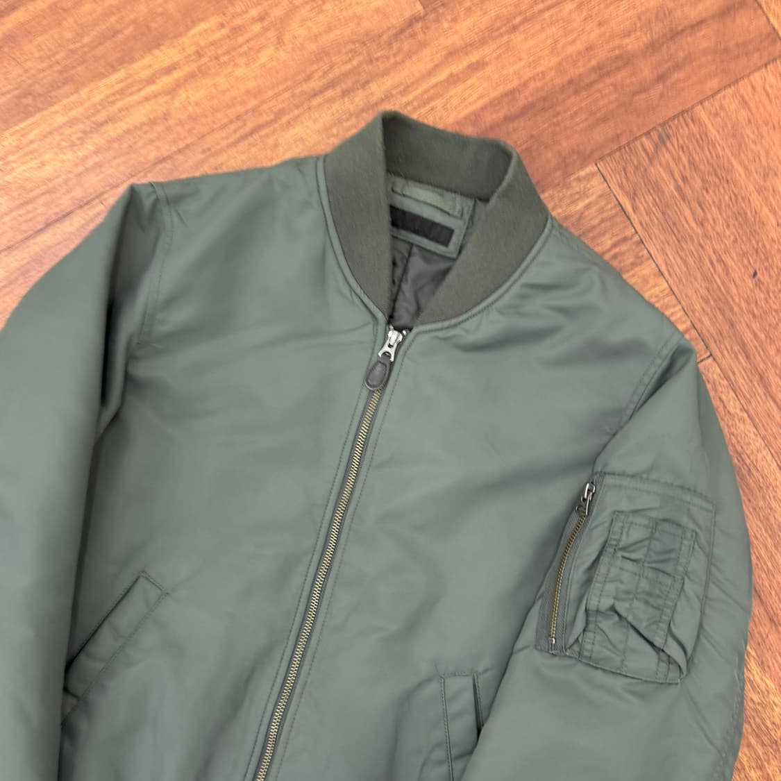 L 유니클로 MA-1 항공점퍼 자켓  상품이미지4