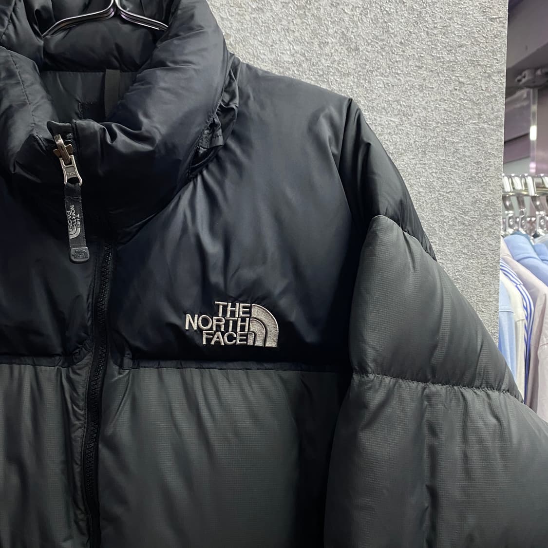 노스페이스 700 나일론 그레이 패딩 B3433 상품이미지4