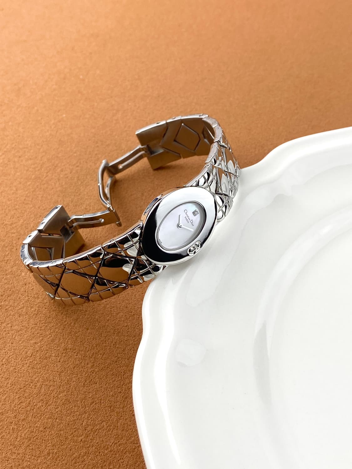 DIOR round symbol shell 1P watch 상품이미지3