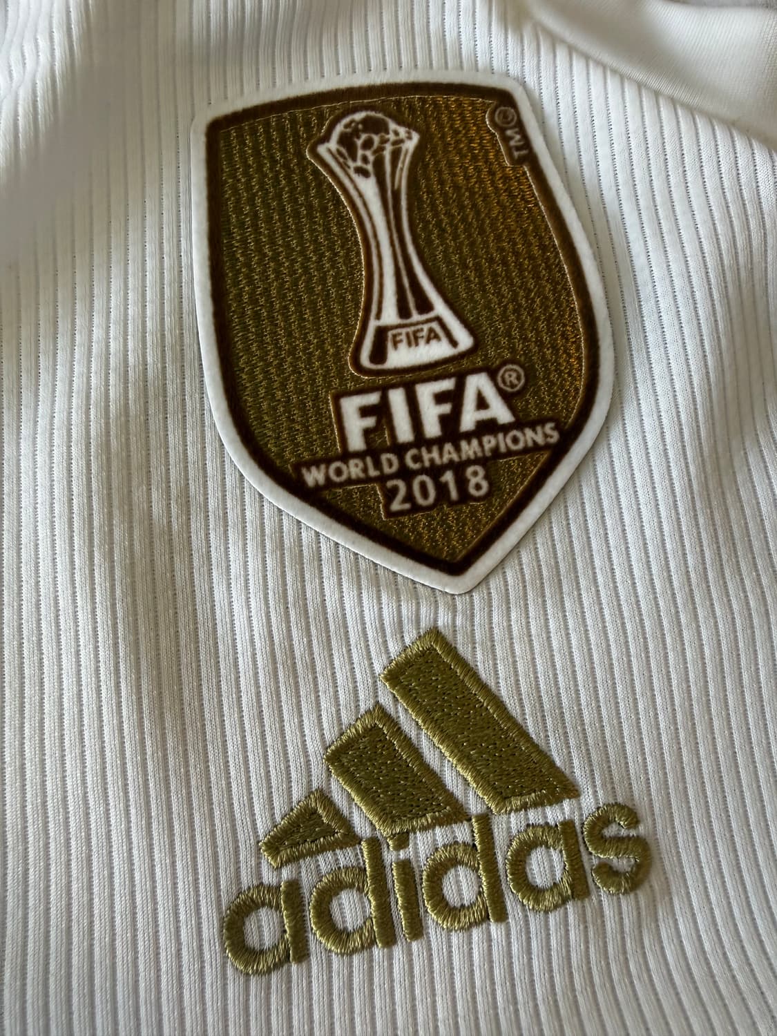 [국내2XL]19-20 레알 마드리드 홈 벤제마 유니폼 상품이미지3