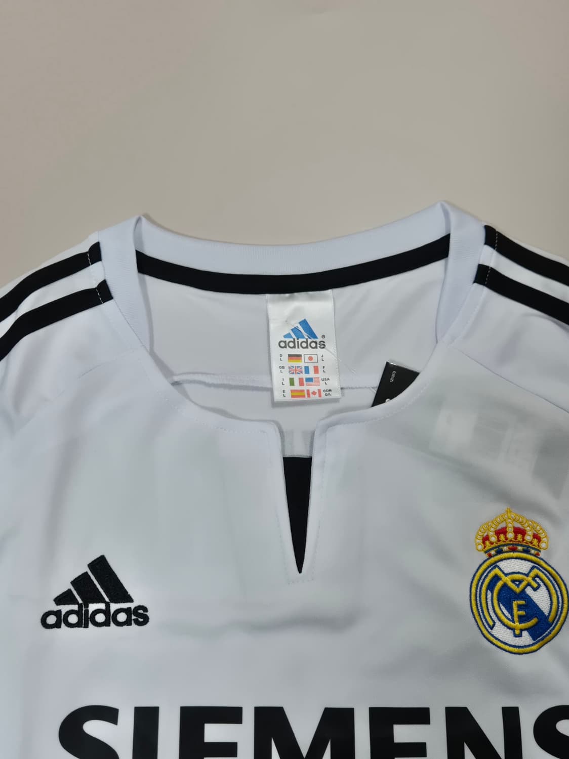 03-04 레알마드리드 홈 데이비드 베컴 유니폼 L사이즈 레플리카  상품이미지4