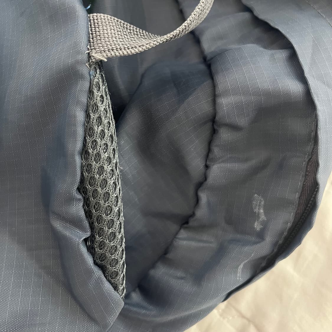 코이세이오 스마트어반유즈풀 suu 백팩 그레이 가방 상품이미지8