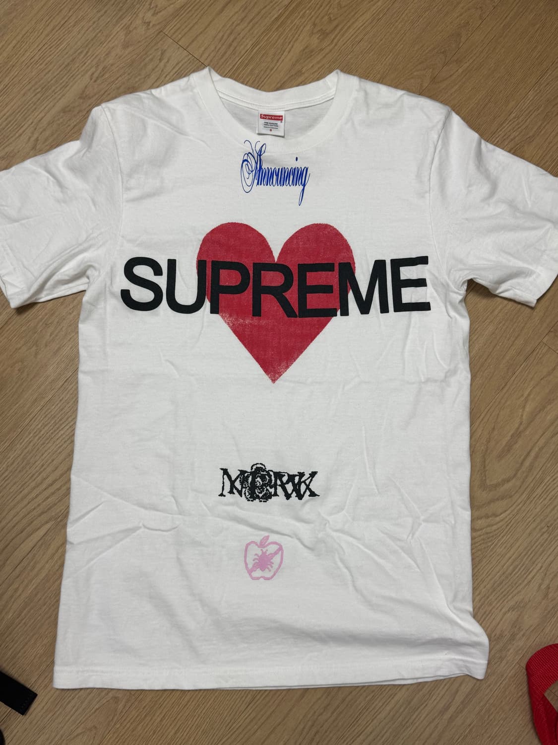 슈프림 어나운싱 반팔 티셔츠 화이트 S 상품이미지4