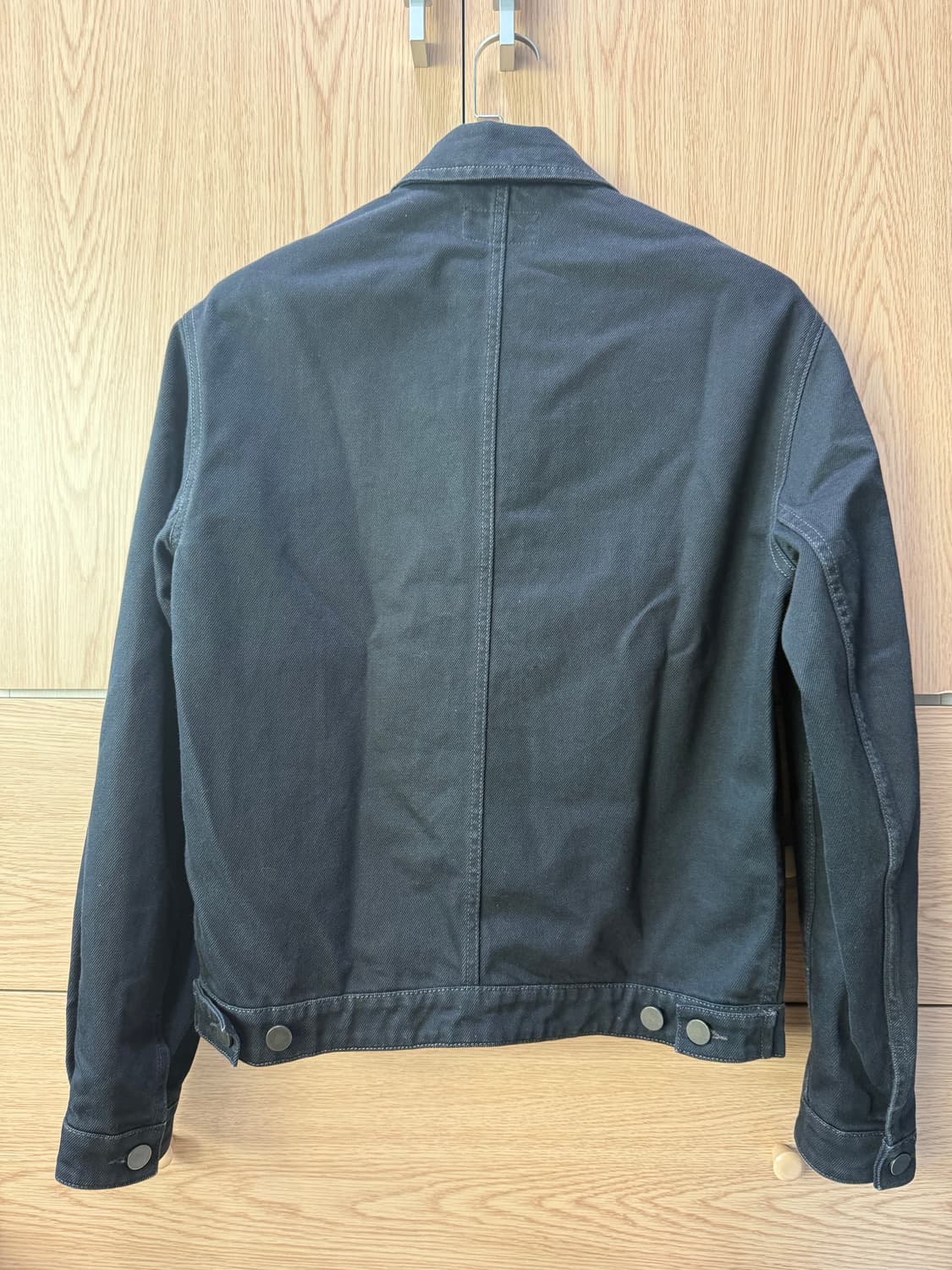 르메르 21ss 트러커 자켓 블랙 46 상품이미지3