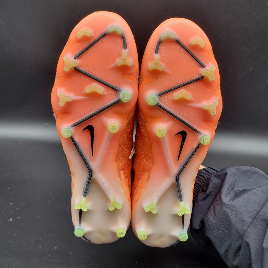 나이키 팬텀 GX 엘리트축구화 235 상품이미지3