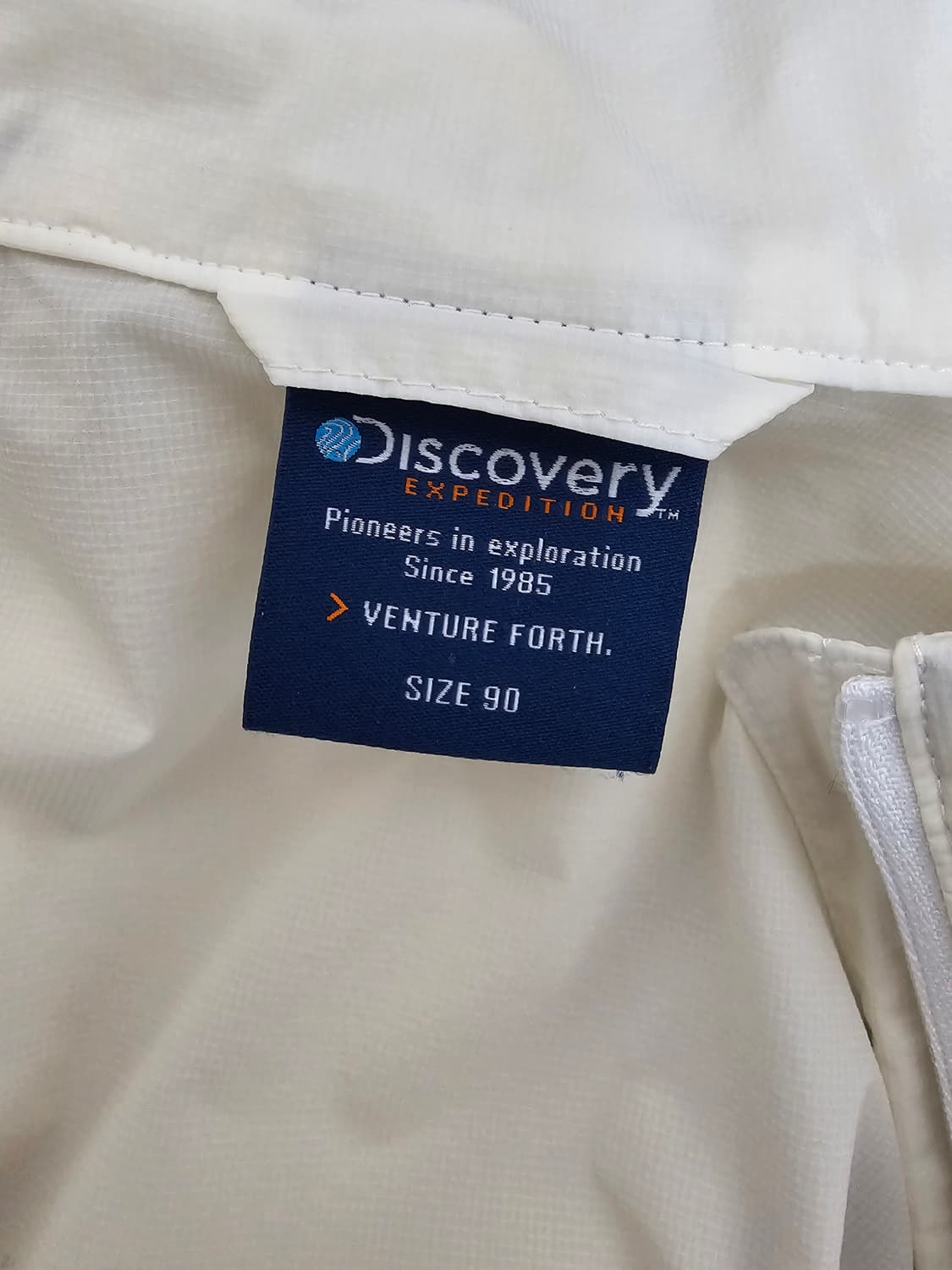 디스커버리 여성 후드 바람막이 90 상품이미지3