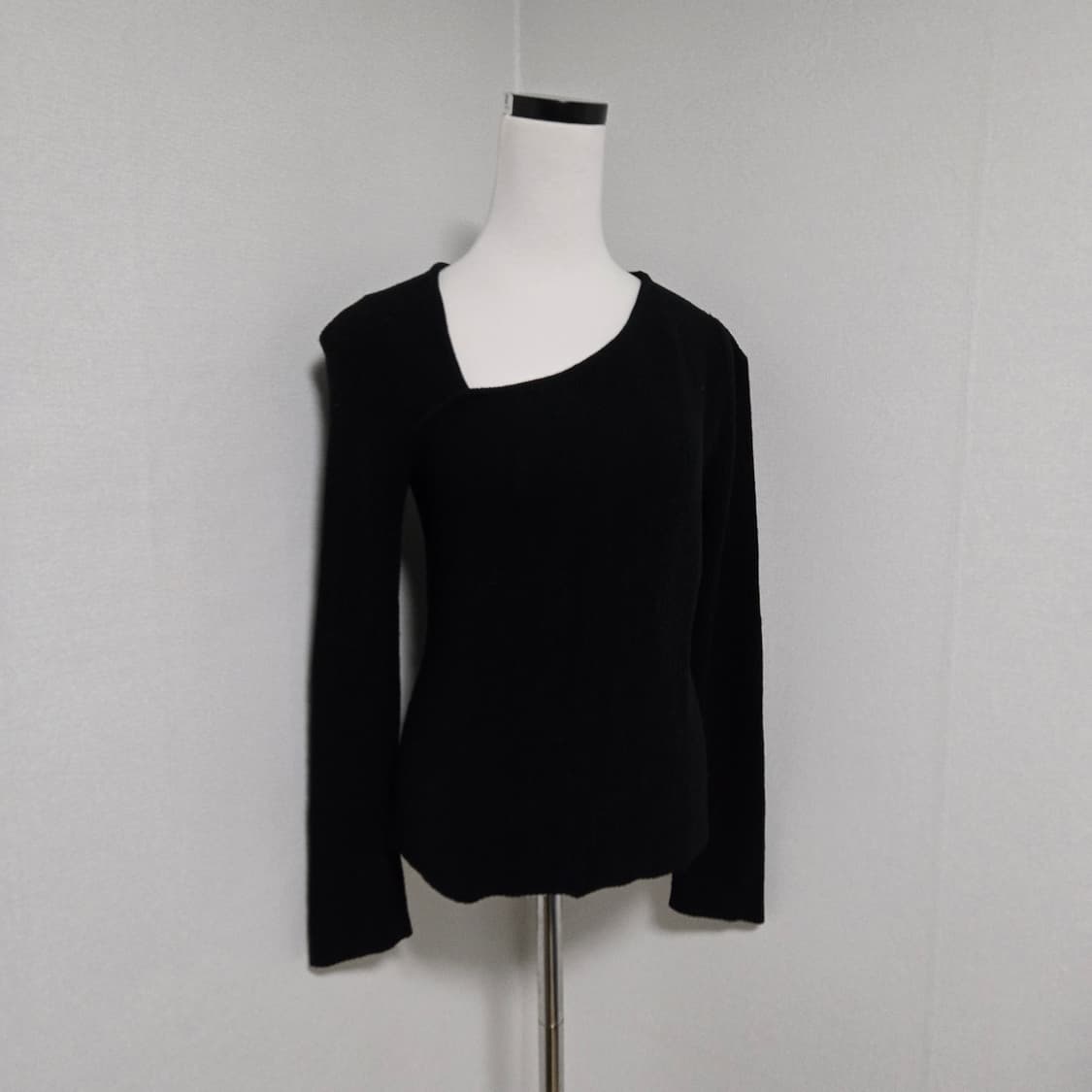 타임 2022 울 컷아웃 니트 / 여성 니트/ 여자 니트  상품이미지6