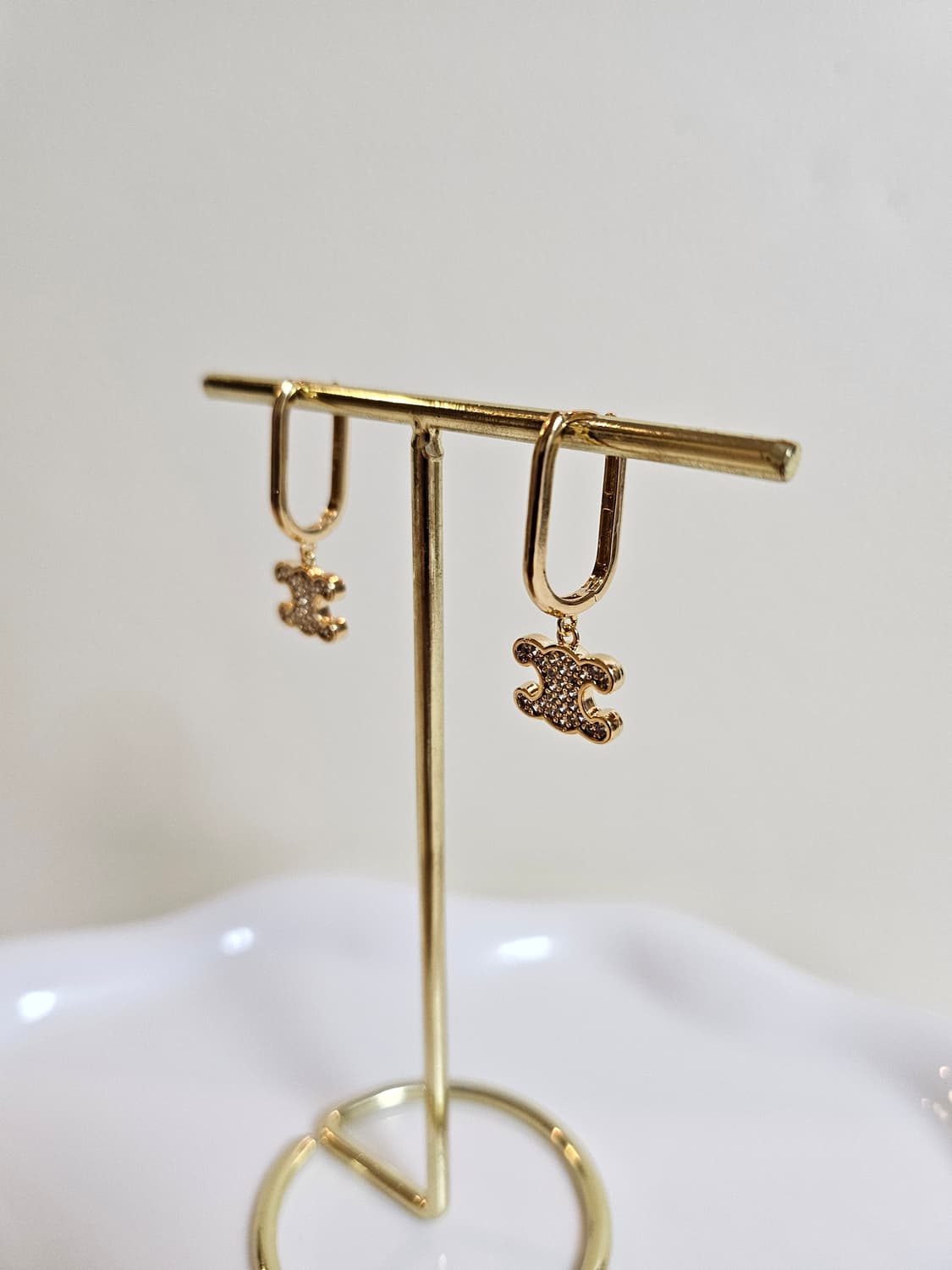 셀린느 라인스톤 트리옹프 원터치 귀걸이 금장 상품이미지3