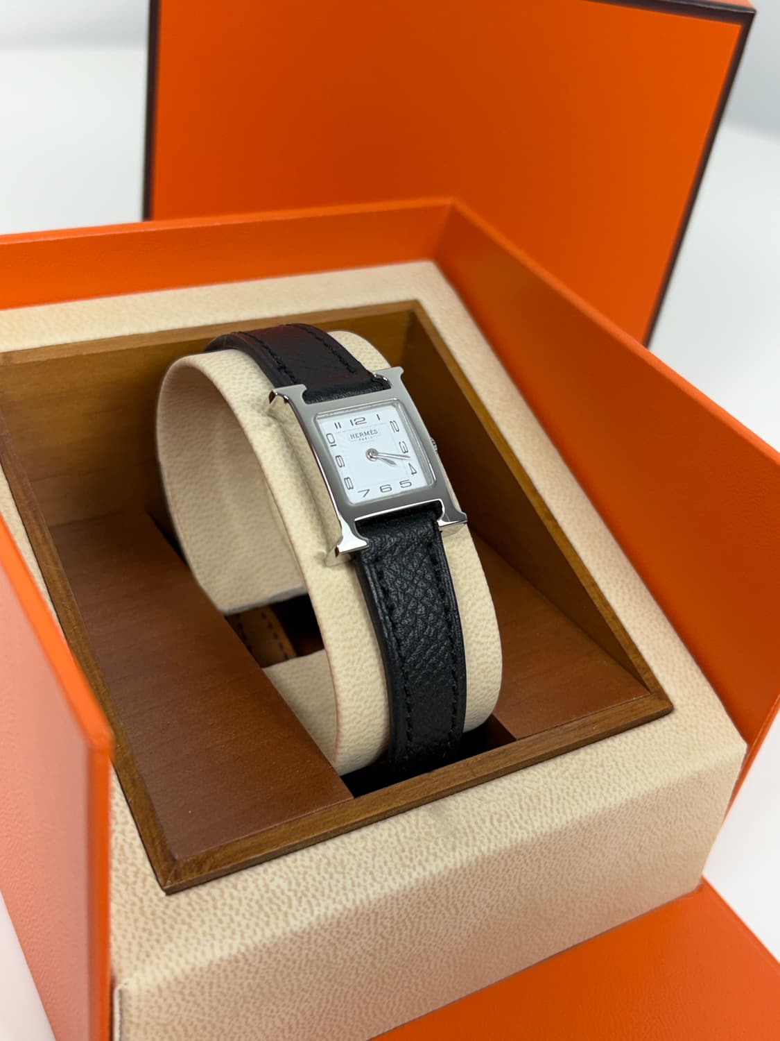 에르메스 H아워 TPM 블랙 은장 시계 상품이미지5