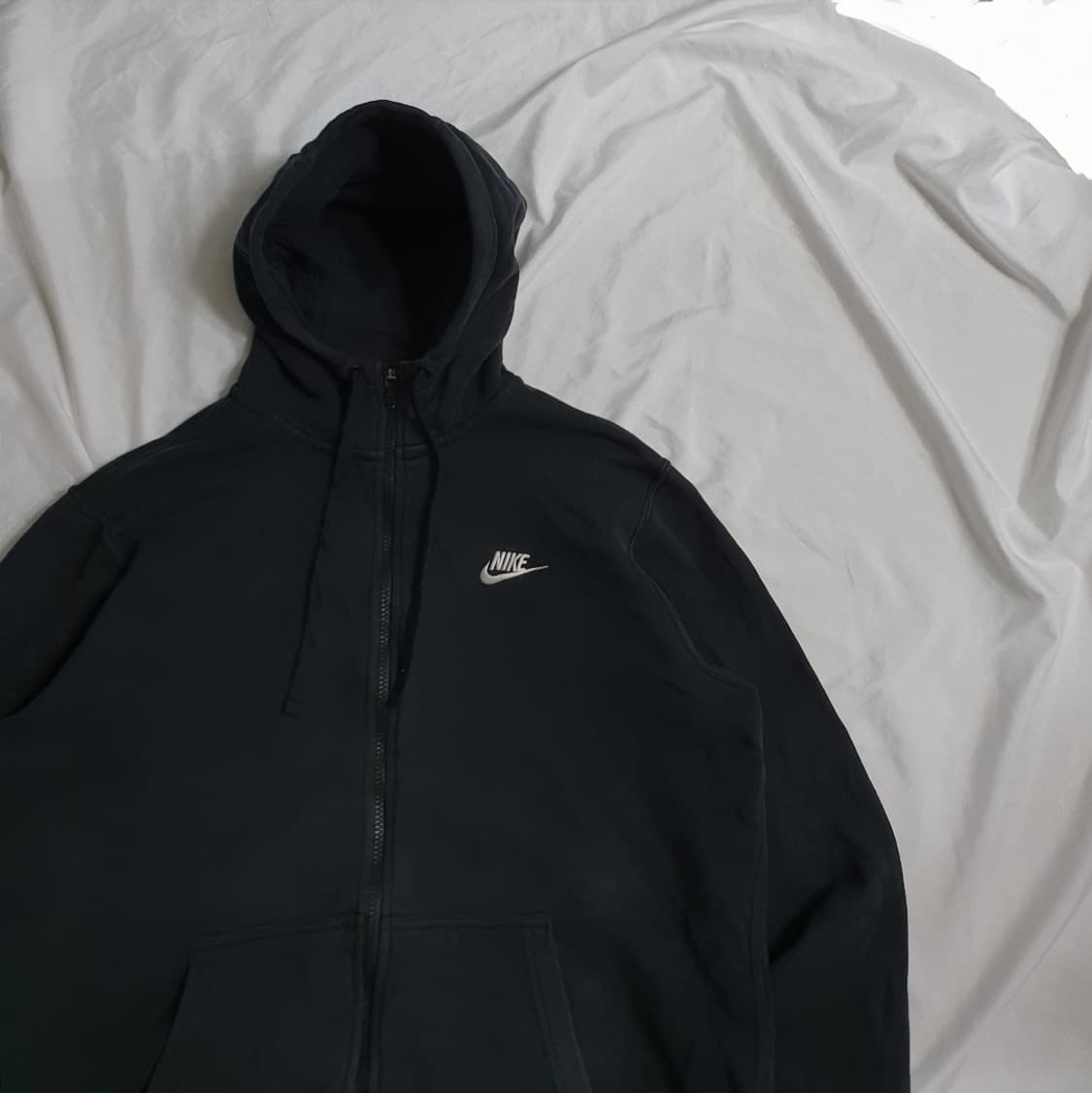 나이키 스우시 블랙 데일리 후드집업

 상품이미지1